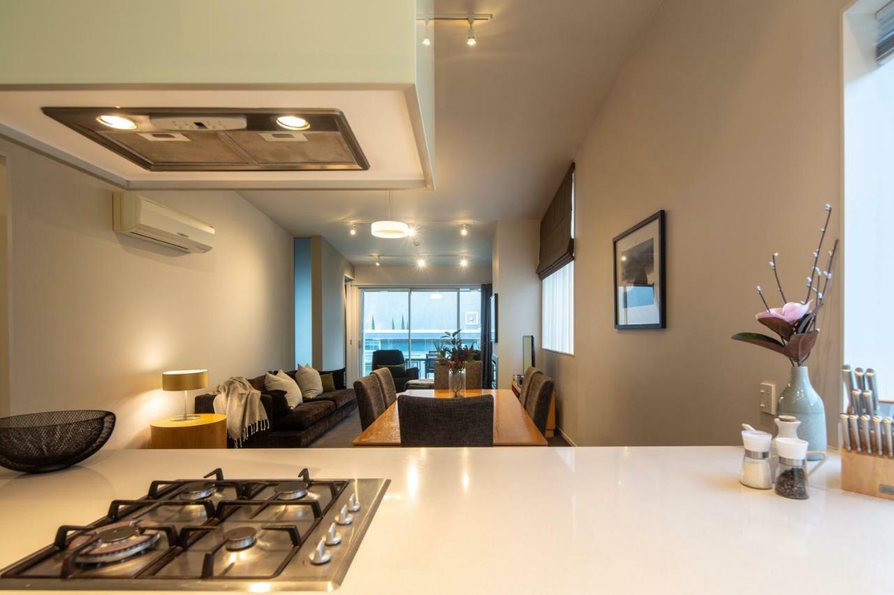 Kent Street Apartments - Element Escapes Квінстаун Екстер'єр фото