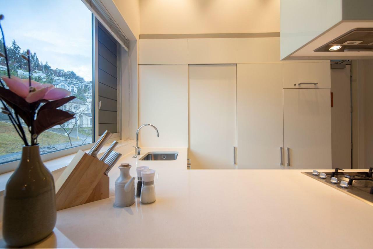 Kent Street Apartments - Element Escapes Квінстаун Екстер'єр фото