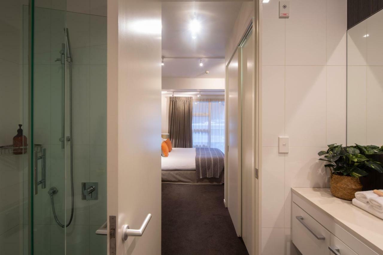 Kent Street Apartments - Element Escapes Квінстаун Екстер'єр фото