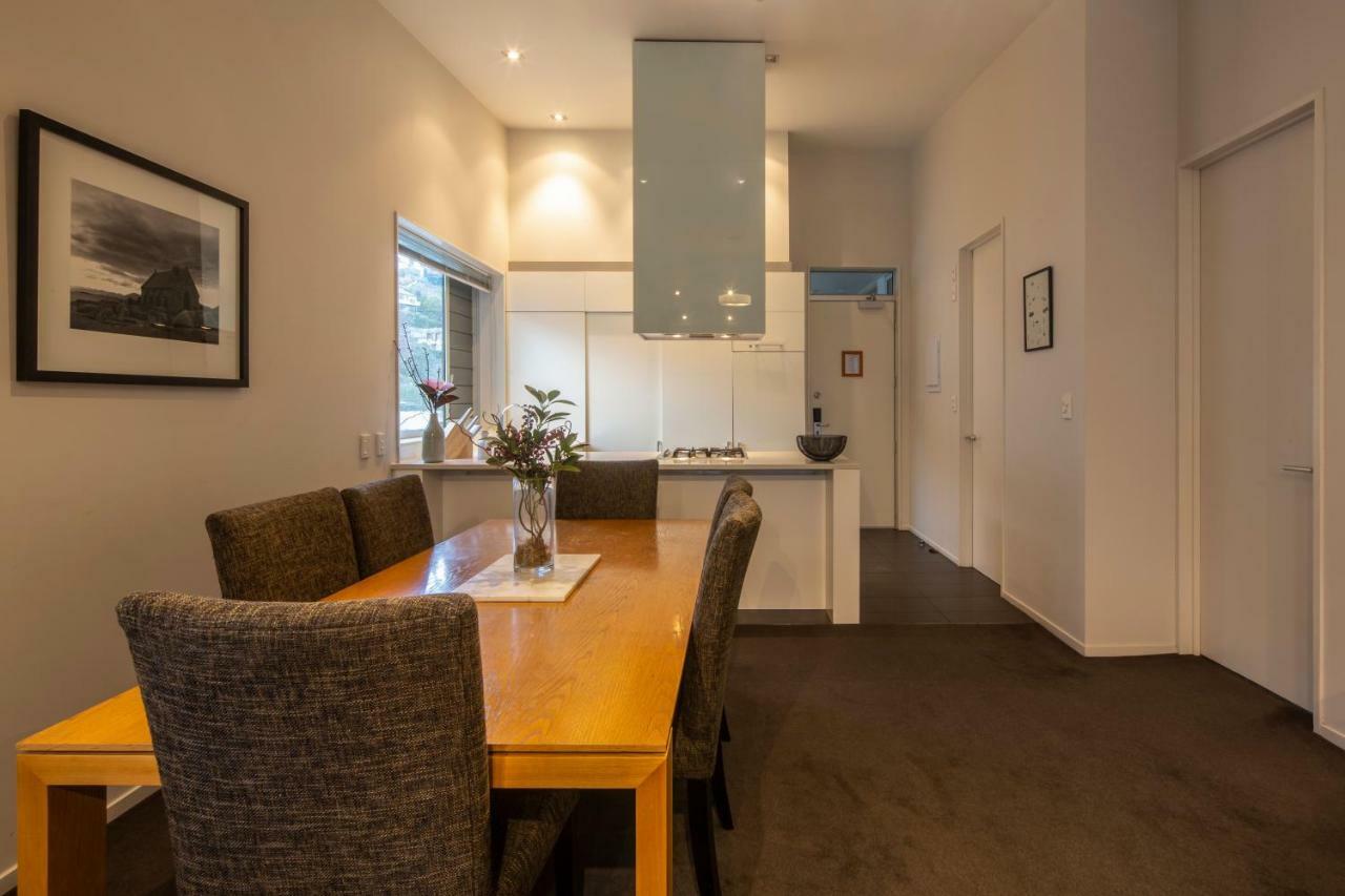 Kent Street Apartments - Element Escapes Квінстаун Екстер'єр фото